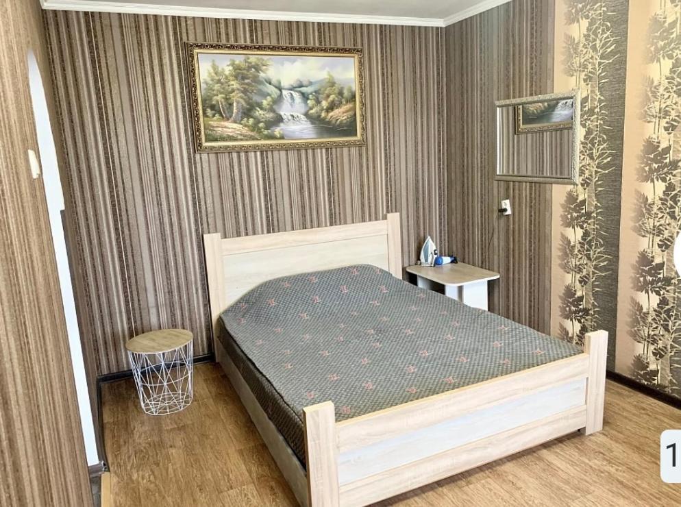 Апартаменты В Самом Центре Прпобеды 90 Chernihiv Exterior photo